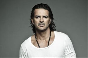 Biografía de Ricardo Arjona